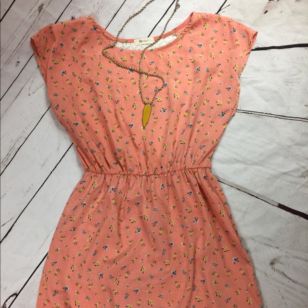 Everly dress 3-$30🌈